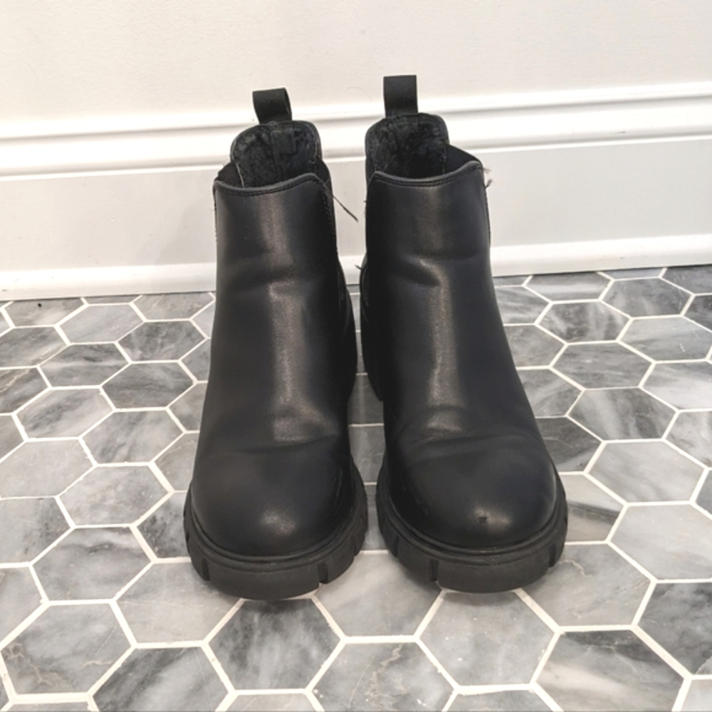 Steve Madden Black Faux Vegan Leather Howler Chunky Y2K Platform Boots - Picture 3 of 11